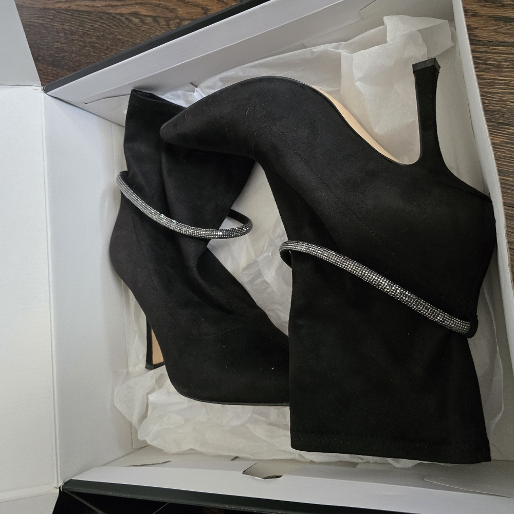 Nine West Womens Ferba 2 Faux Suede Pointed Toe Ankle Boots size 9